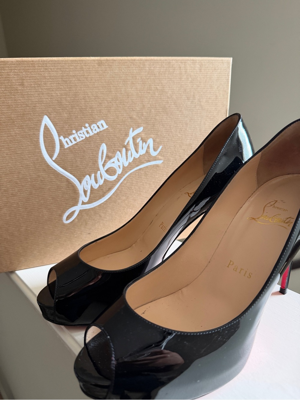 Christian Louboutin Very New Prive Peep-Toe Pumps - Patent Black Leather - Picture 2 of 5